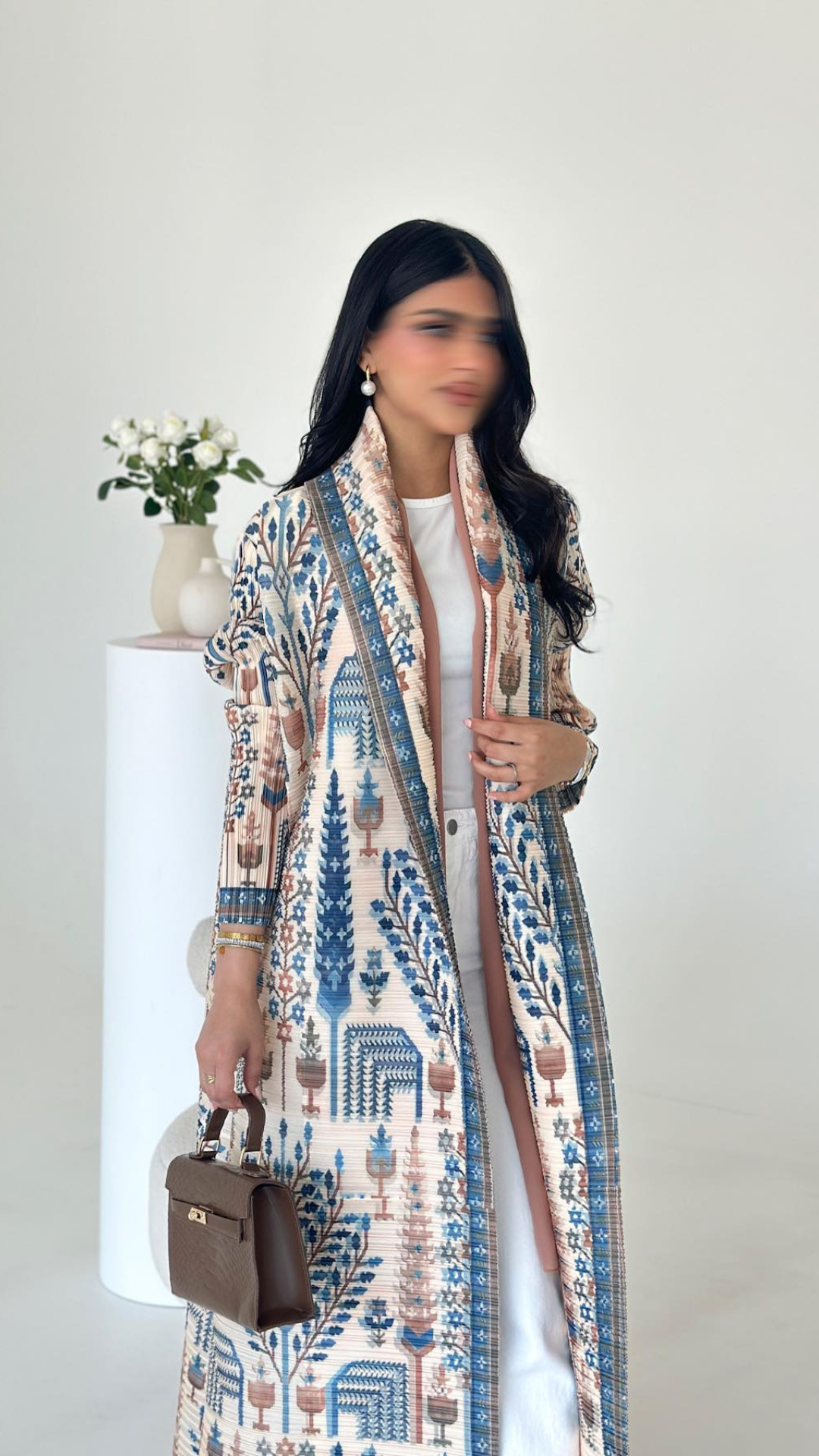 Vogue عباية سلطان