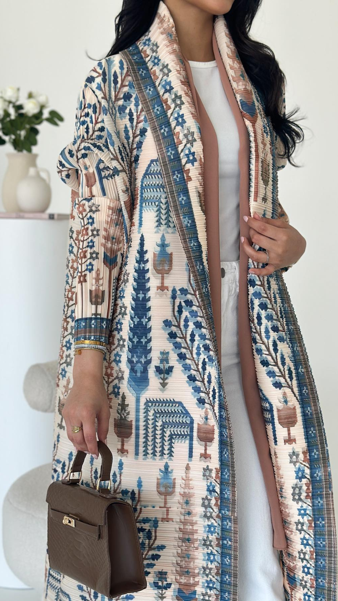 Vogue عباية سلطان