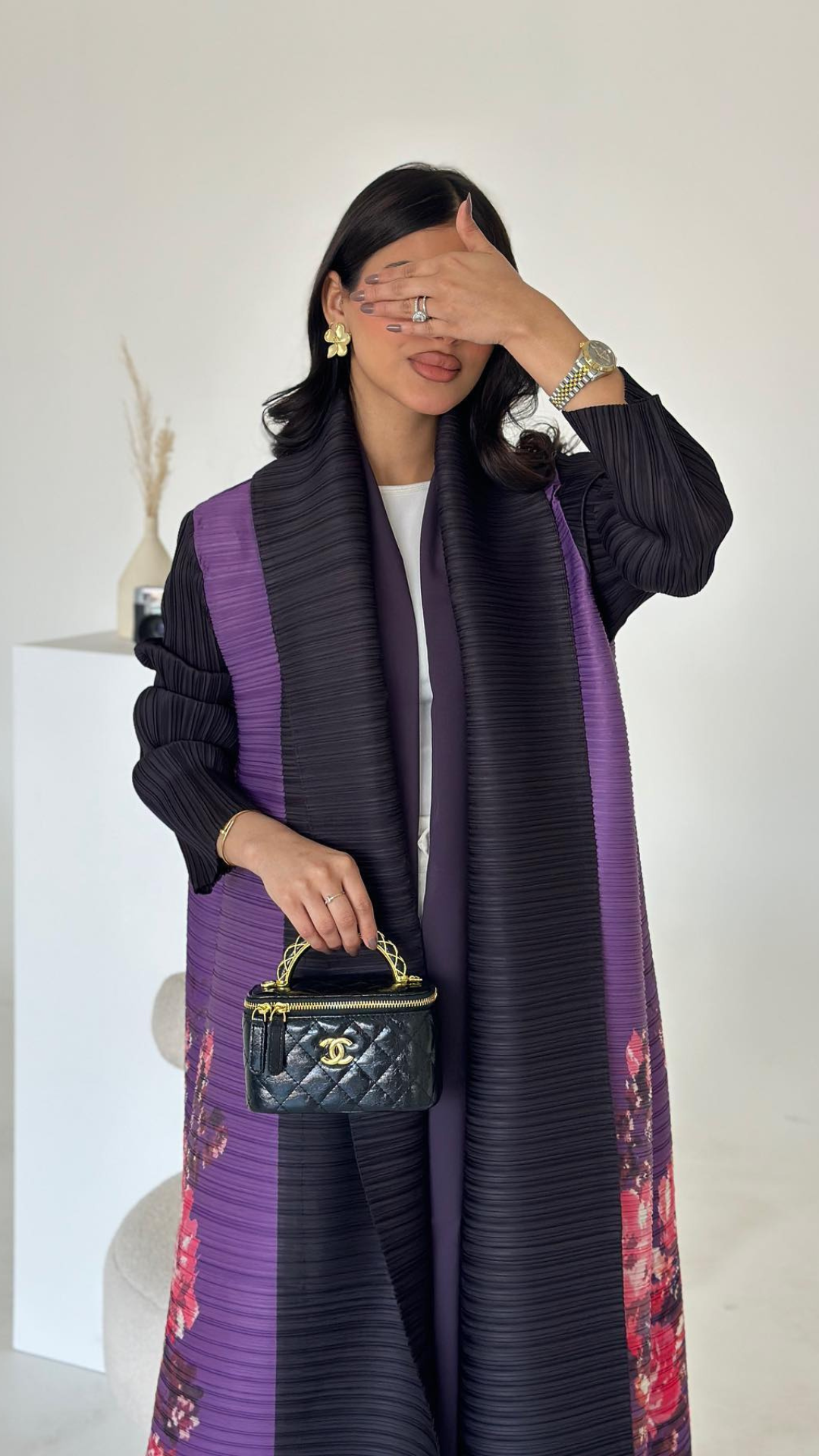 Vogue عباية أنارا

