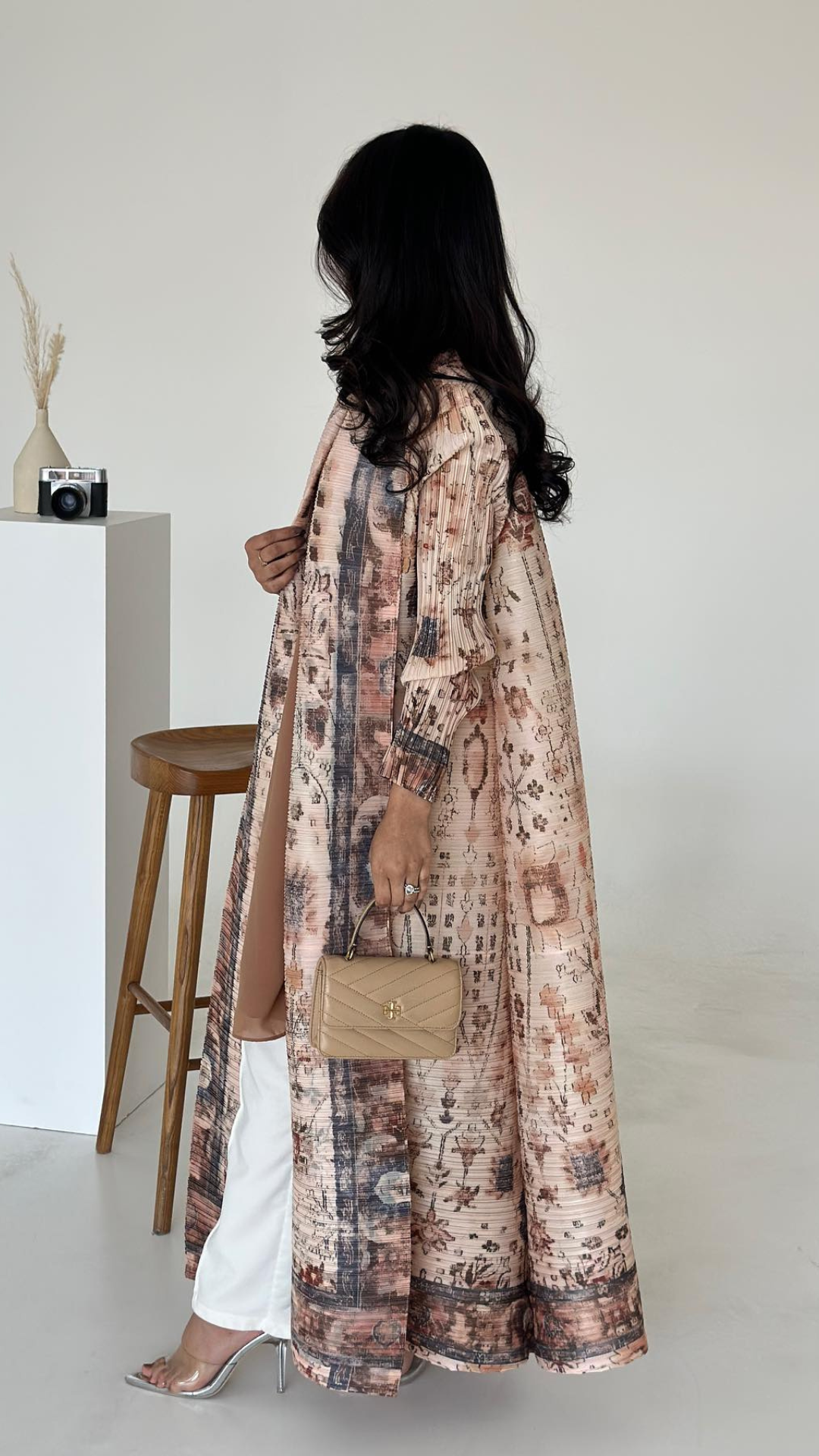 Timeless Abaya Vogue