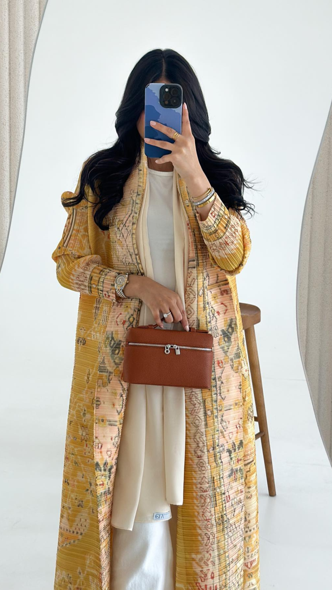 Vogue عباية الشمس
