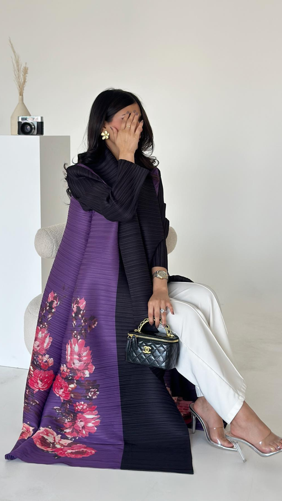 Anara Abaya Vogue