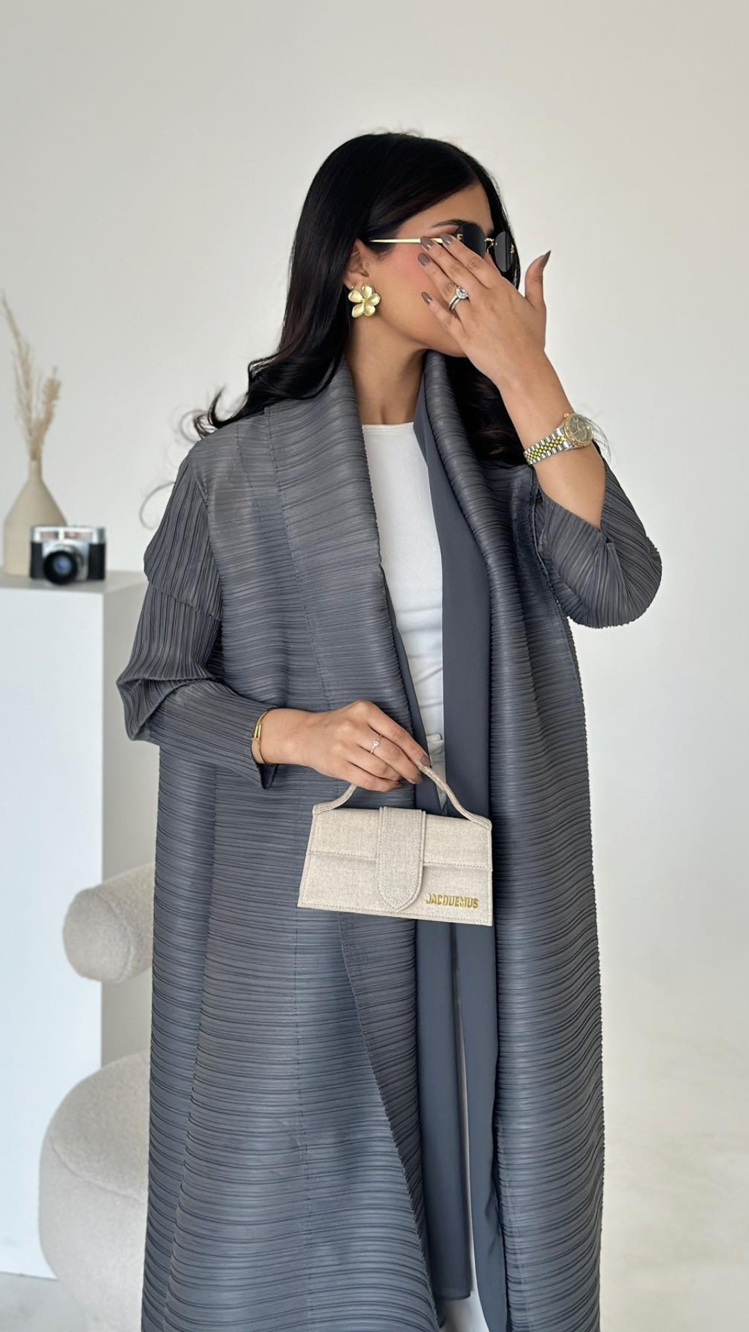 Vogue عباية رمادي

