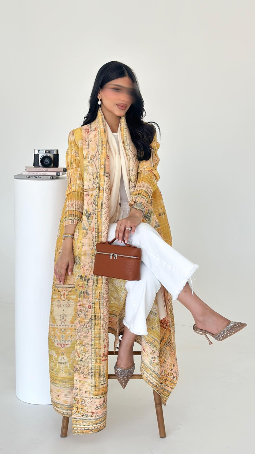 Vogue عباية الشمس
