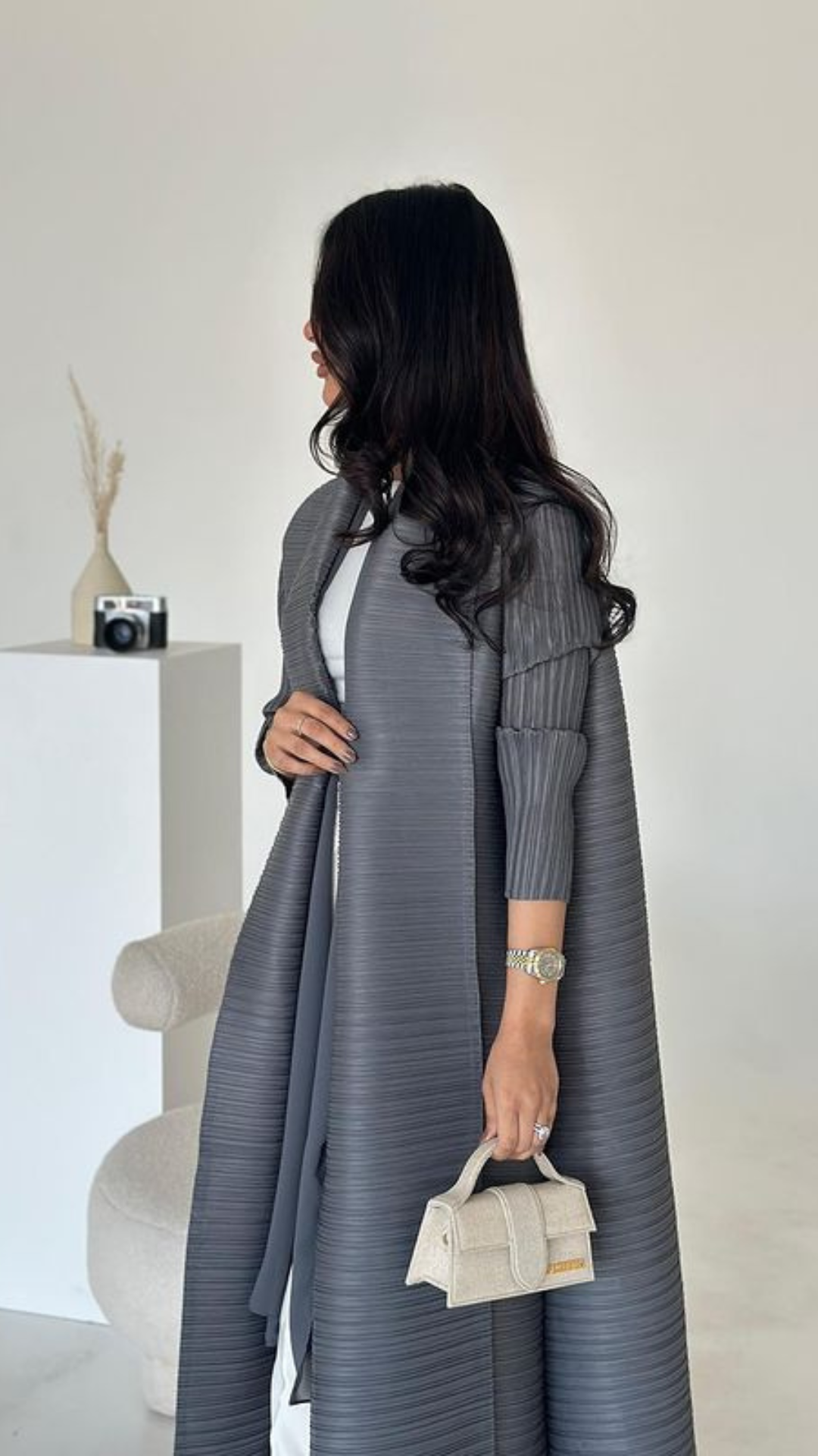 Vogue عباية رمادي
