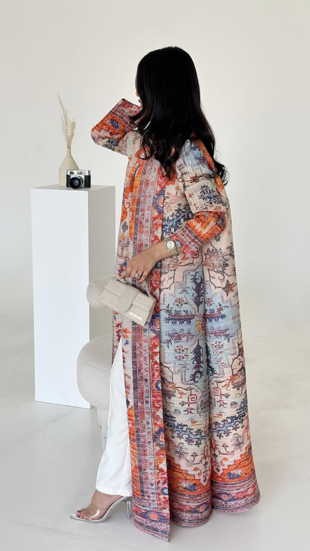 Vogue عباية ميراج

