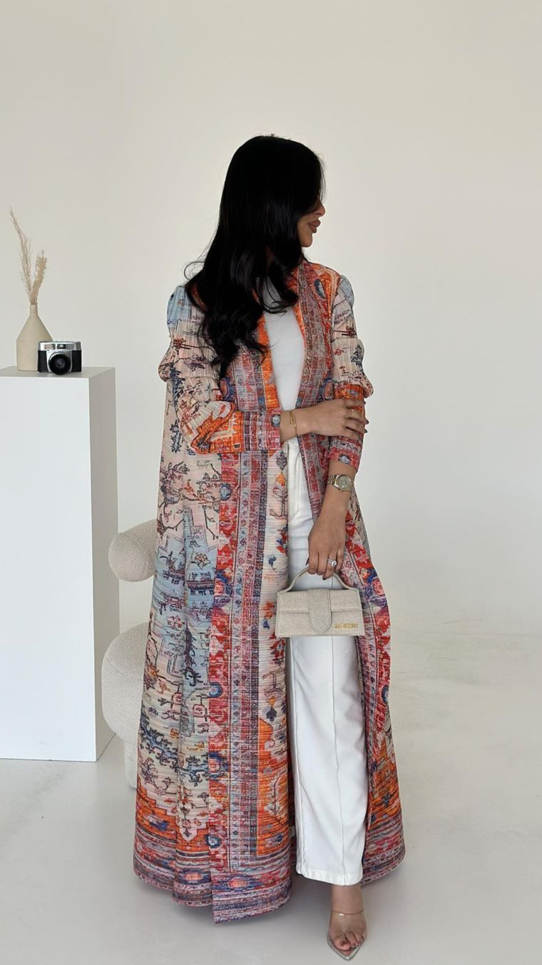 Vogue عباية ميراج
