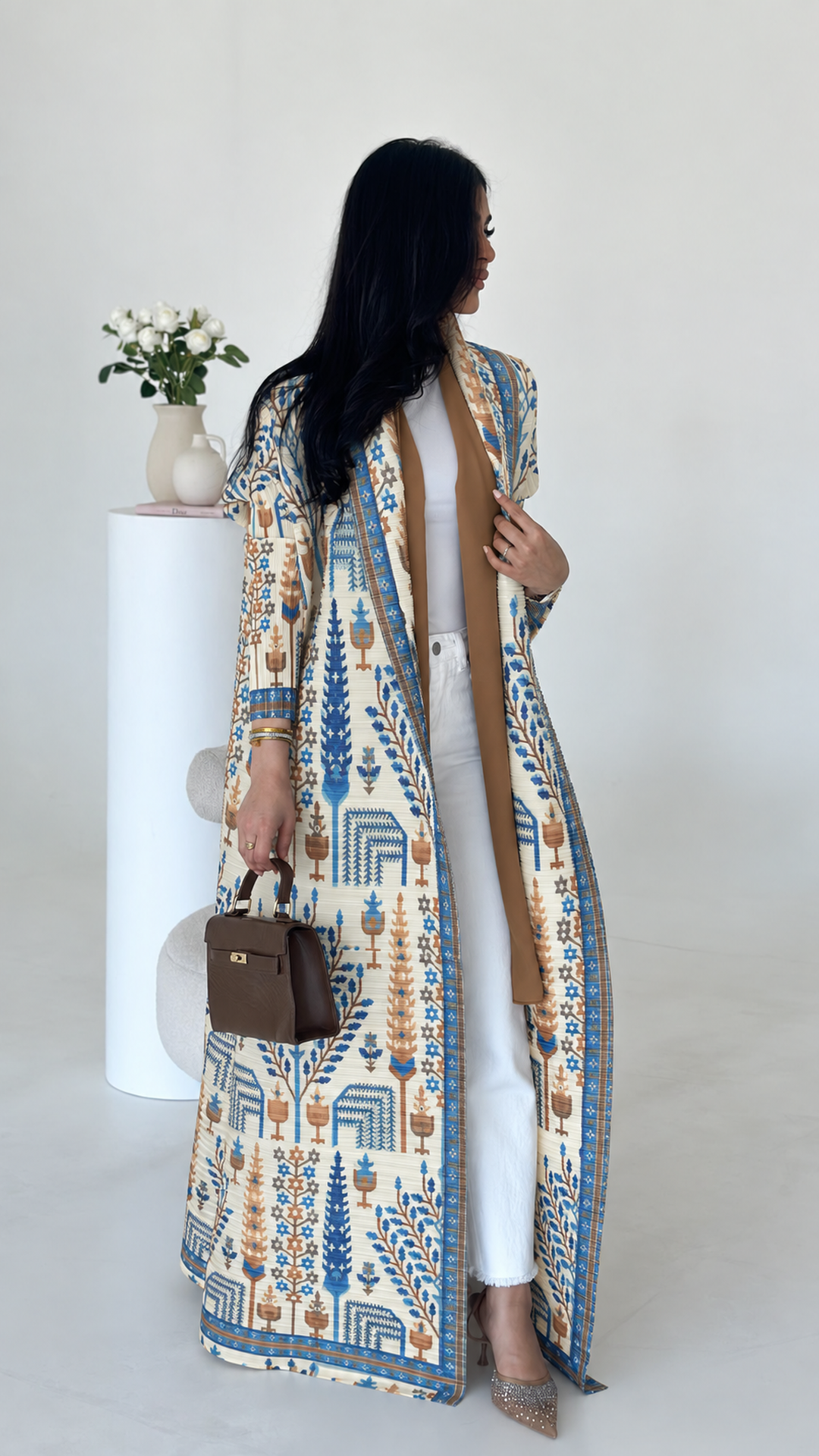عباية سلطان Vogue