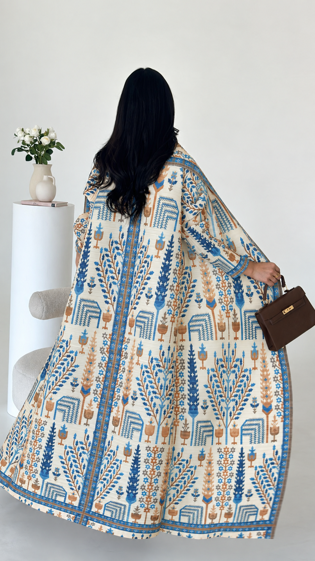 عباية سلطان Vogue